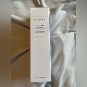 Monat Be Balanced daily cleanser.